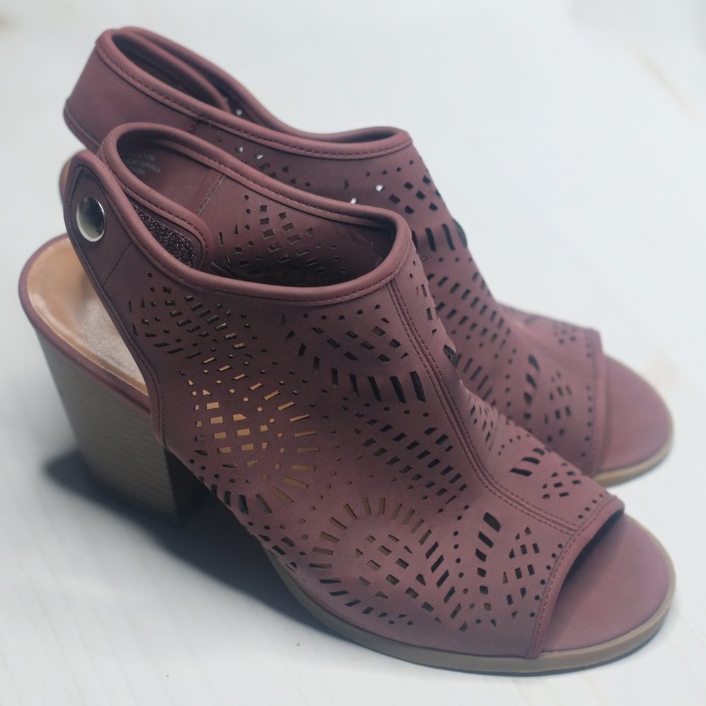 INDIGO RD MAUVE PEEP TOE SHOES SIZE 10